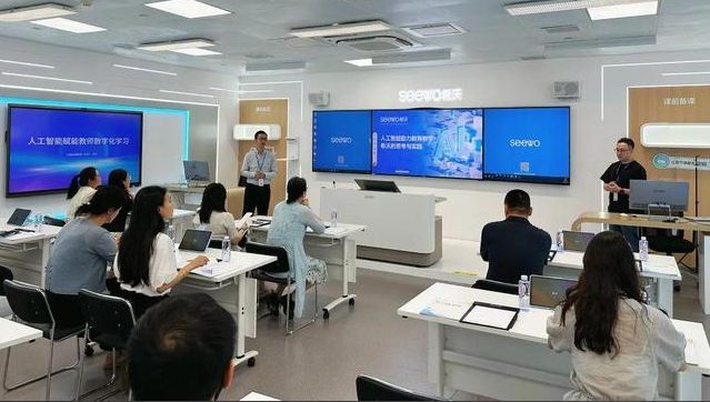 深化分類聘用和分類點評有用激起教師隊伍立異才能與生機